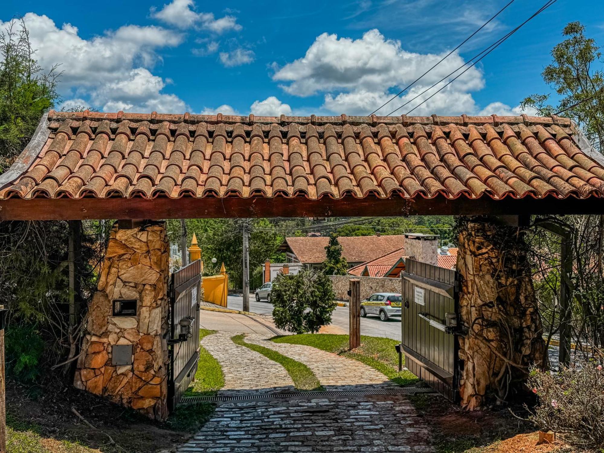 Mansao Nacional Inn Campos do Jordão 外观 照片